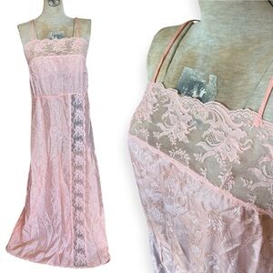 Vintage Peachy Pink Lace Slip
